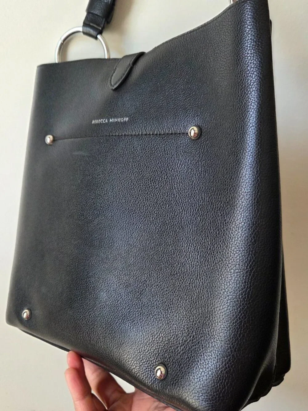 EUC LIKE NEW REBECCA MINKOFF BLACK GENUINE LEATHER MEDIUM BUCKET STYLE BAG